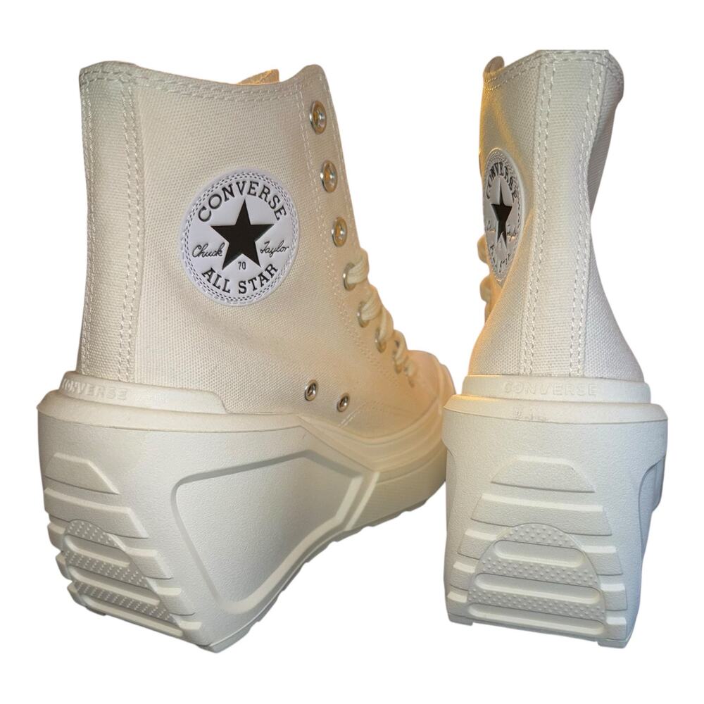 Chuck 70 De Luxe Wedge Women’s 6.5 NWOB